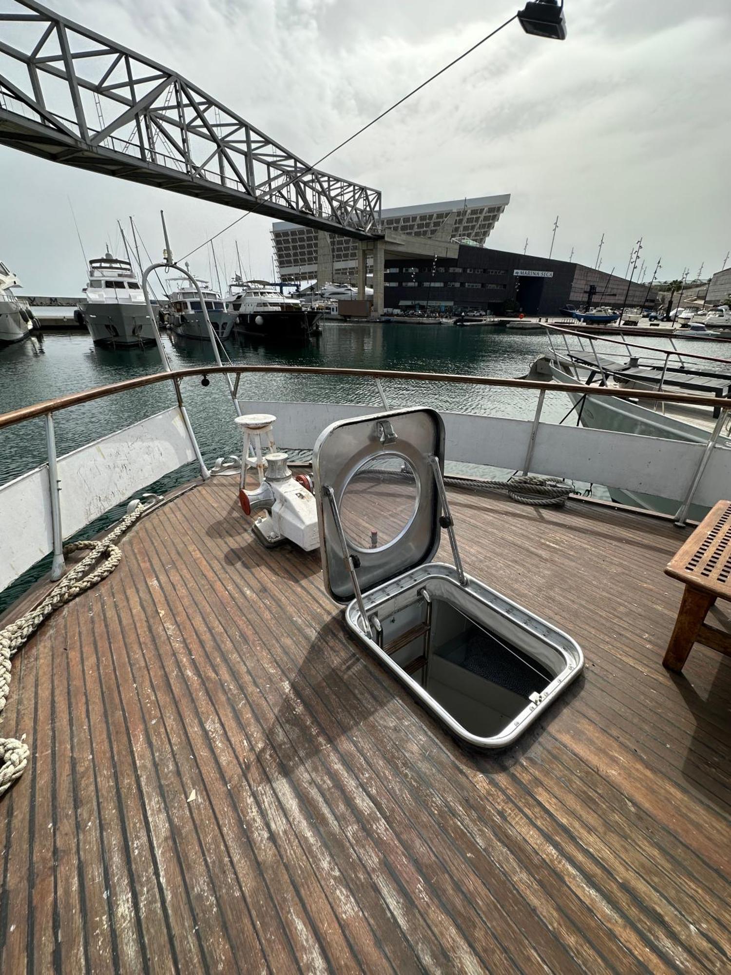 Habitacion Marineria Boat Aloha Barcelona Ngoại thất bức ảnh