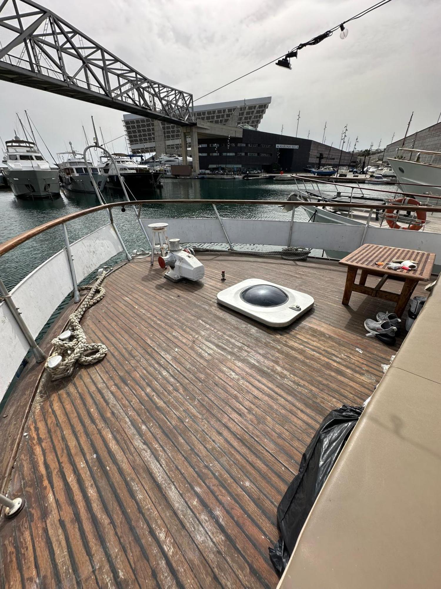 Habitacion Marineria Boat Aloha Barcelona Ngoại thất bức ảnh