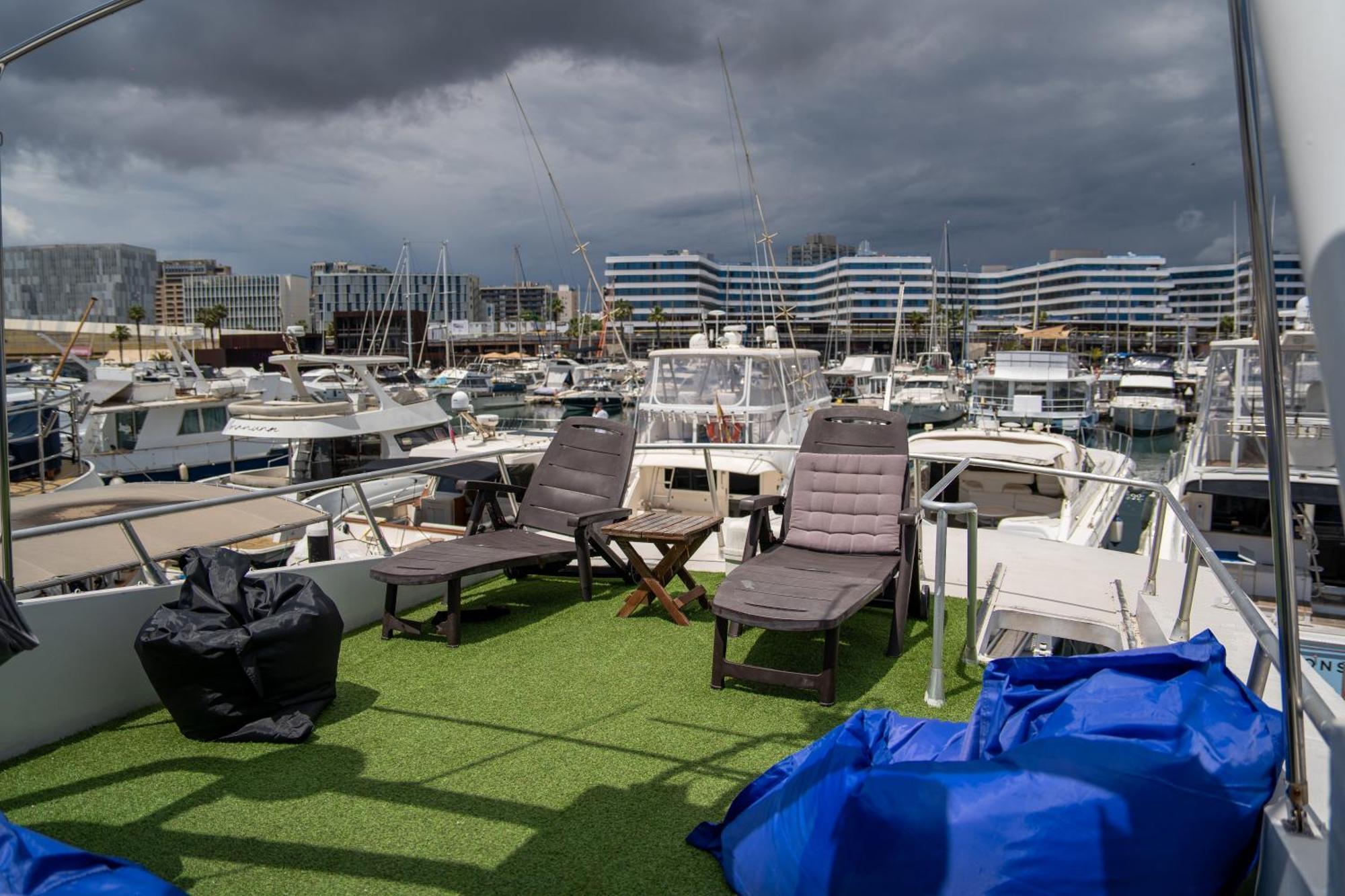 Habitacion Marineria Boat Aloha Barcelona Ngoại thất bức ảnh