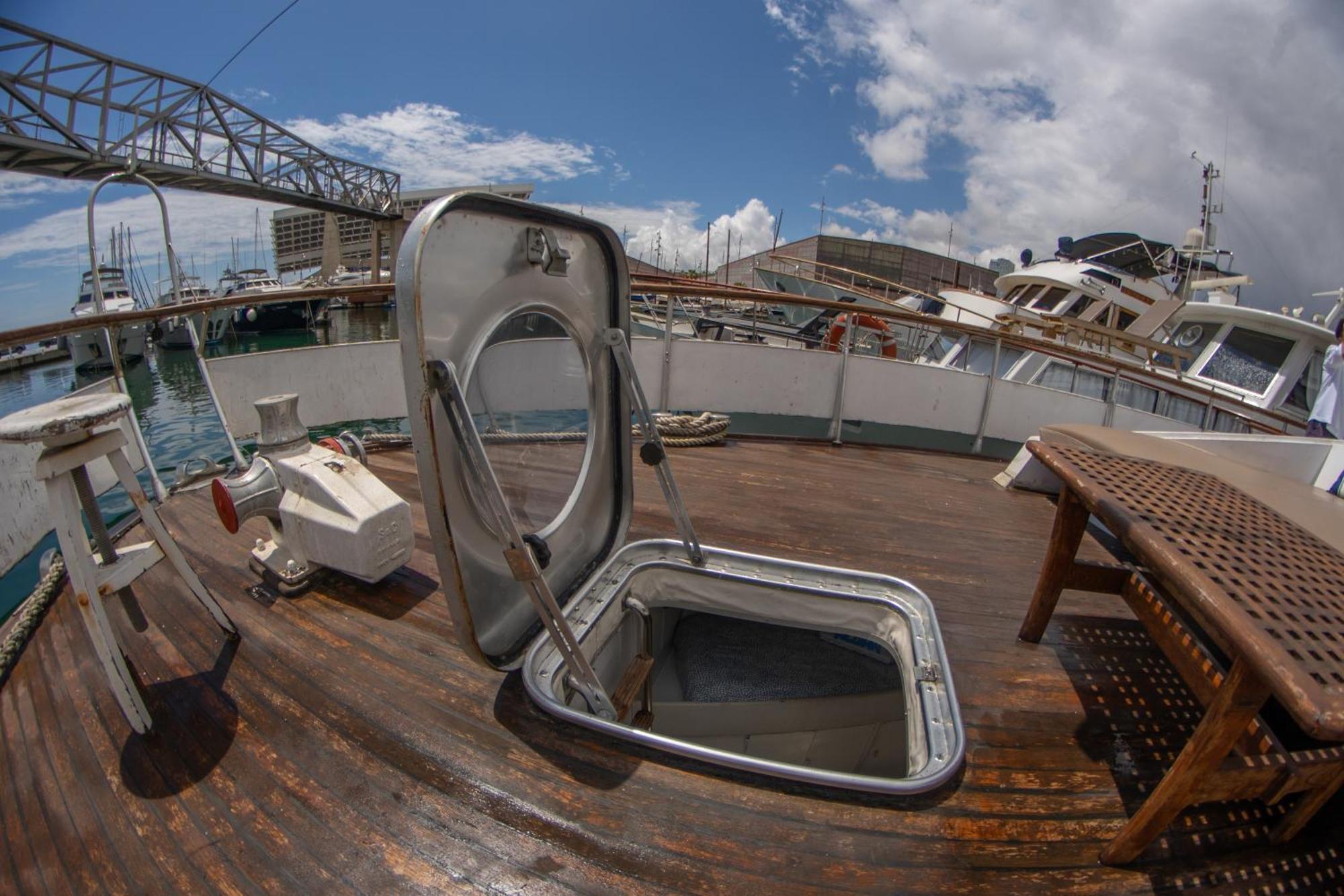 Habitacion Marineria Boat Aloha Barcelona Ngoại thất bức ảnh